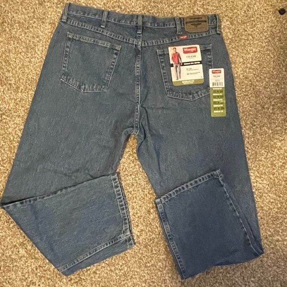 Wrangler NWT Regular Fit Five Star 100% Cotton Mens Jeans Size 40x28 - Picture 3 of 4